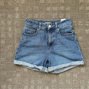 High Wasited Cuffed Jean Shorts